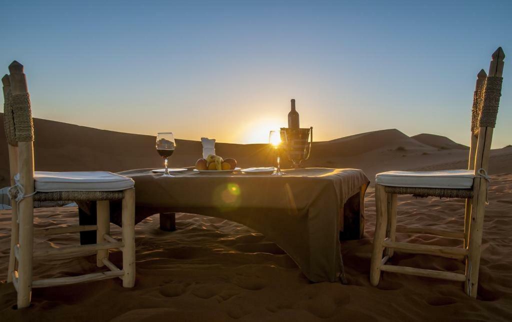 Overnight Desert Camp مرزوكة المظهر الخارجي الصورة